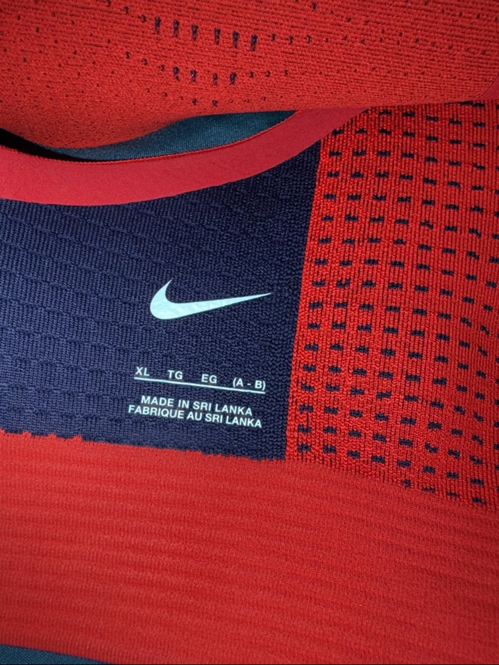 NIKE Swoosh FLY KNIT 2.0 - SPEED RED/BLUE WOMEN - XL